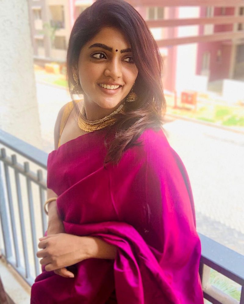 eesha rebba latest saree photos hulchul in social media arj