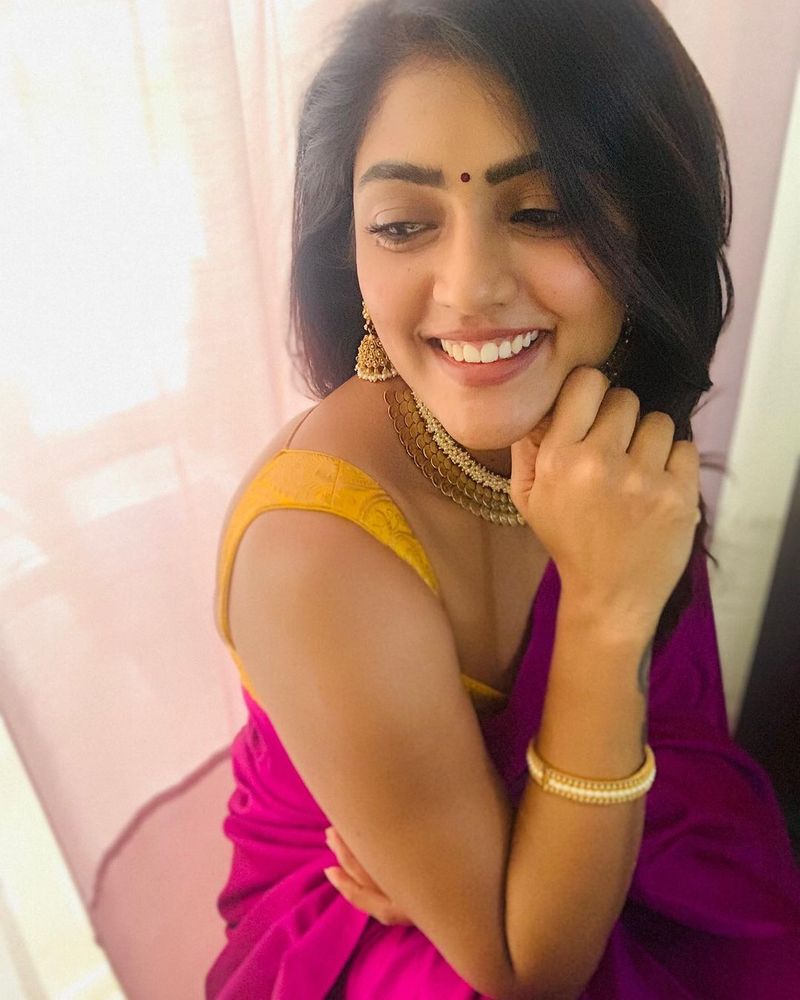 eesha rebba latest saree photos hulchul in social media arj