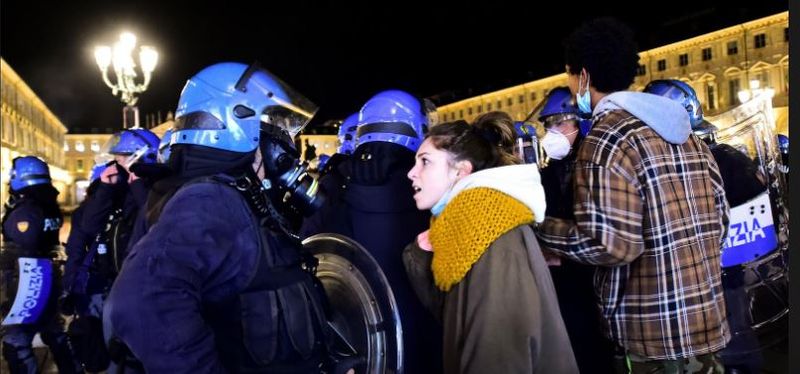 Covid measures; Protests erupt across Italy