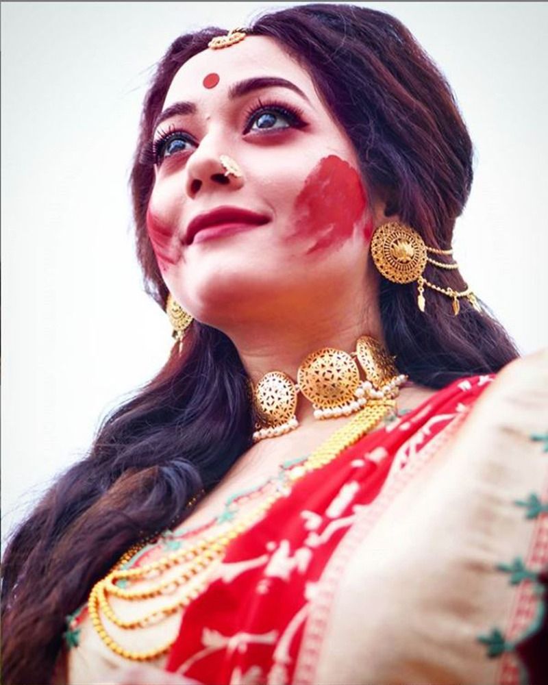 Bengali actress Promita Chakraborty and boyfriend Rudrajit Mukherjees dashami vibes goes viral bRd