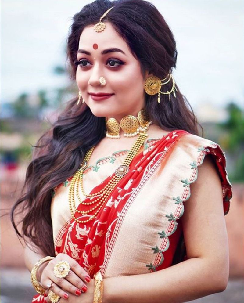 Bengali actress Promita Chakraborty and boyfriend Rudrajit Mukherjees dashami vibes goes viral bRd