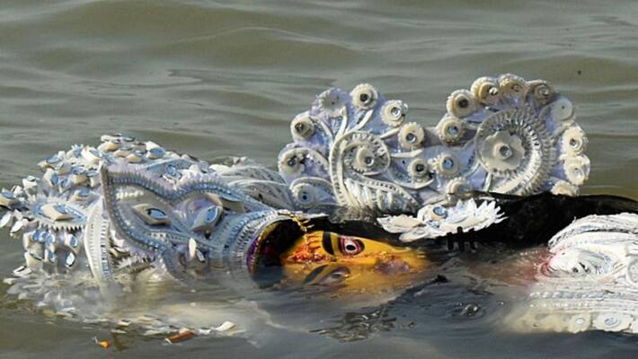 5 died in a boat accident during Durga immersion ceremony in Murshidabad ALB 5 died in a boat accident during Durga immersion ceremony in Murshidabad ALB