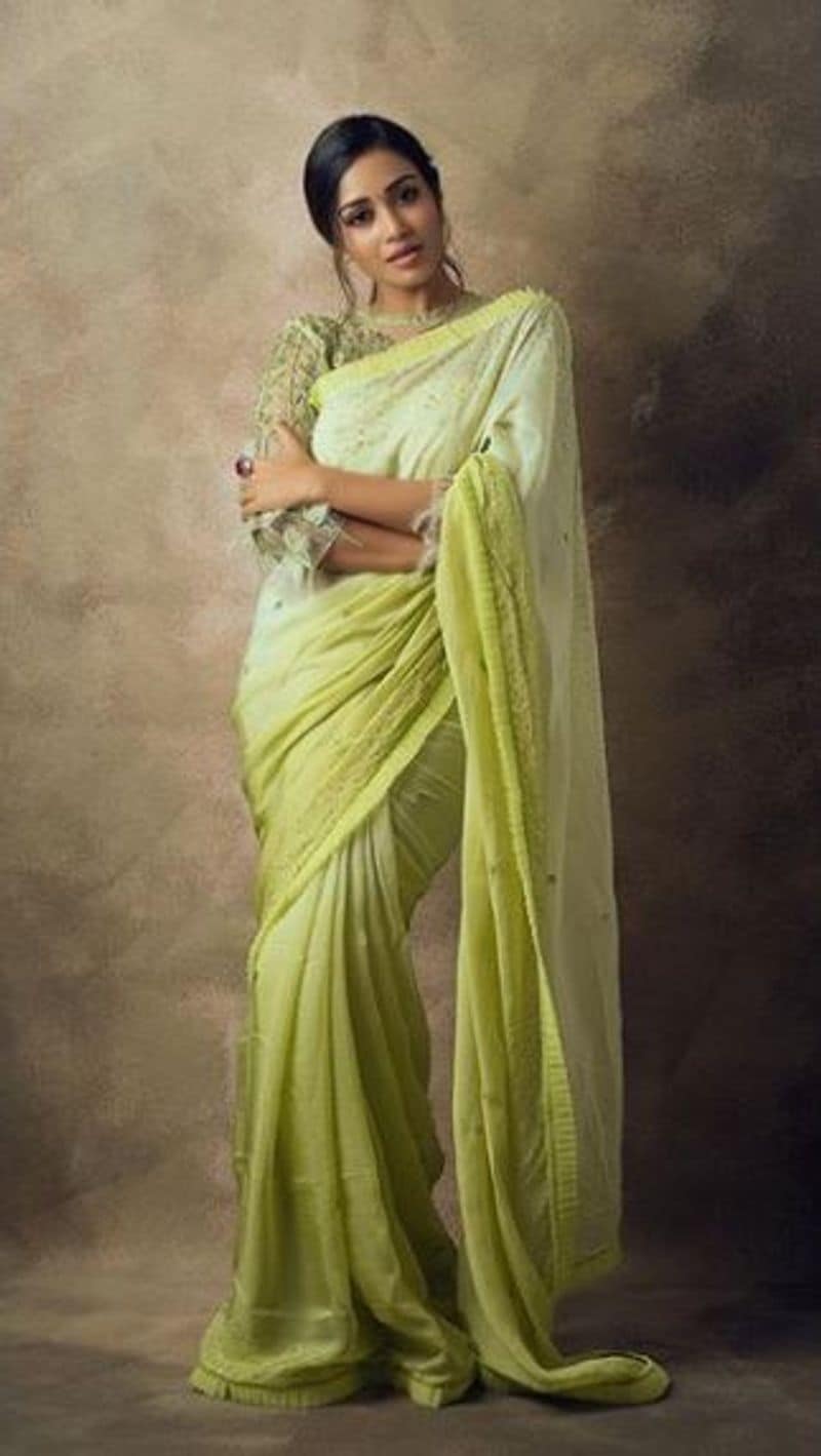nivetha pethuraj latest saree photos