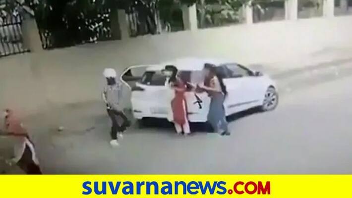 Girl shot dead in broad daylight by assailant in Haryana Ballabhgarh pod Girl shot dead in broad daylight by assailant in Haryana Ballabhgarh pod