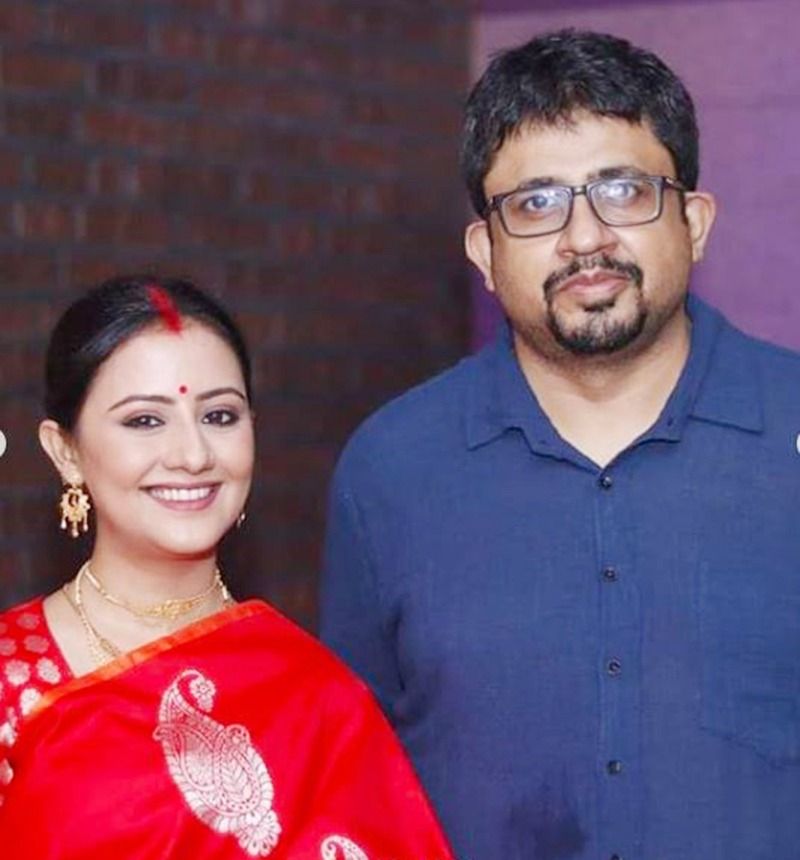 Manali Dey and Abhimanyu Chatterjee spend time with family ADB