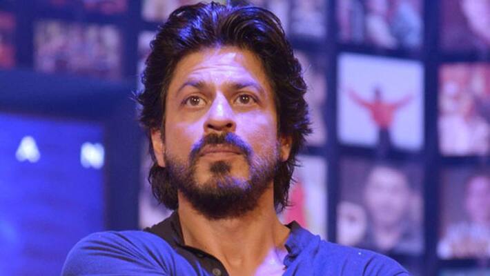 netizen asked Shahrukh khan are you going to sell mannat actor gave witty reply BRd netizen asked Shahrukh khan are you going to sell mannat actor gave witty reply BRd
