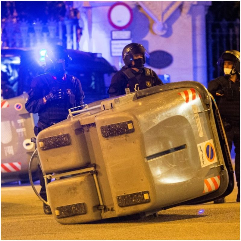 Italy and Spain riots erupt over coronavirus curfew