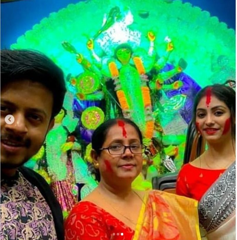 Krishnakali actress tiyasha roy shares a glimpse of bijaya dashami with husband suban roy BRD