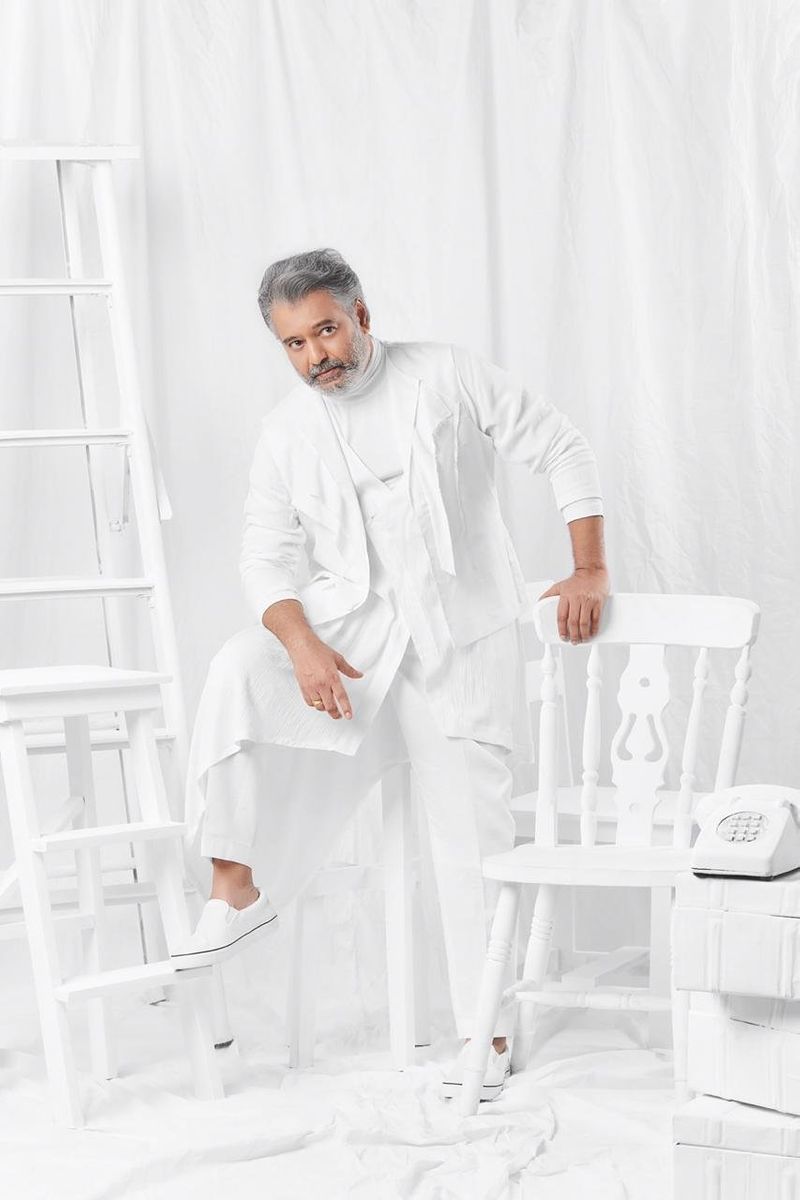 Actor Vivek New look Salt and pepper Photo shoot going viral