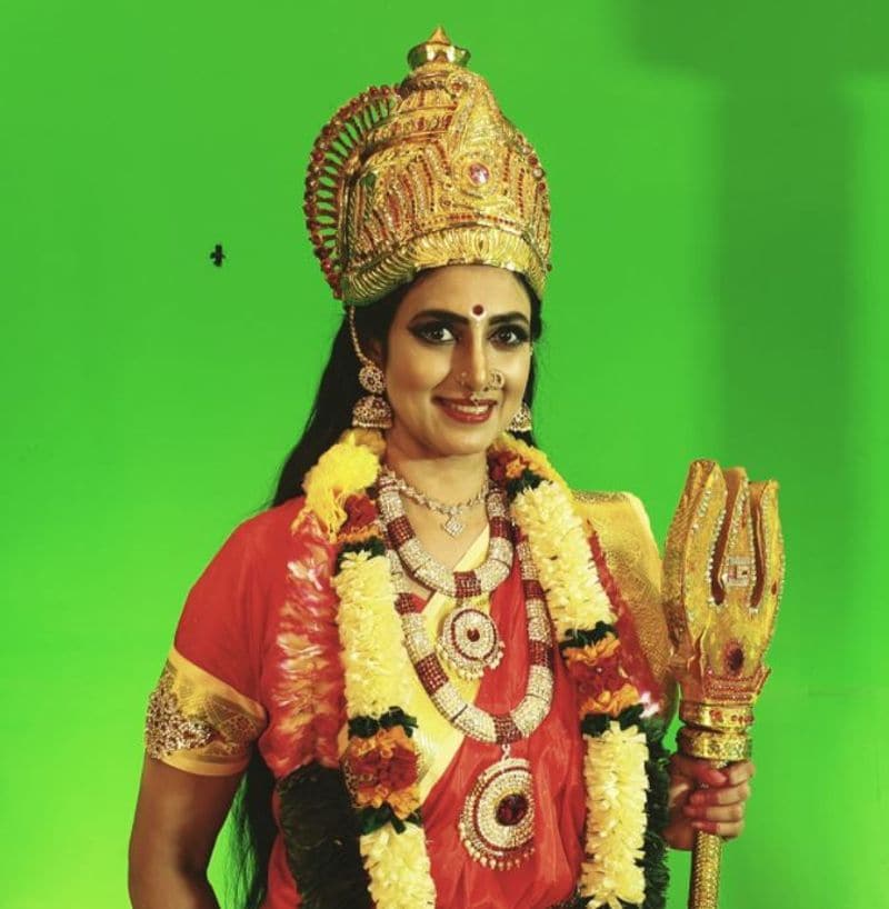 kasthuri turn to amman for vijayadhasami special photo gallery
