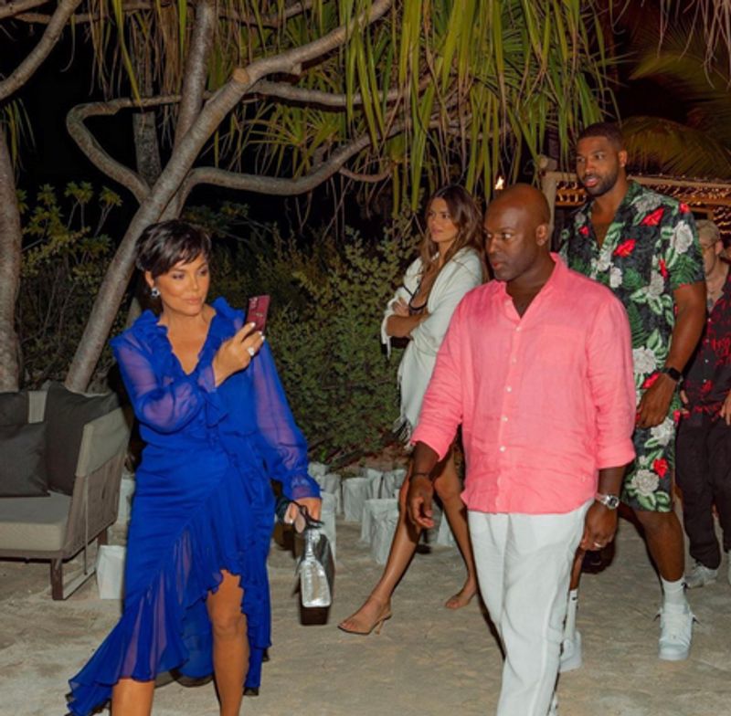 Kim Kardashian Slammed For Disgustingly Tone Deaf Birthday Trip Amid Pandemic