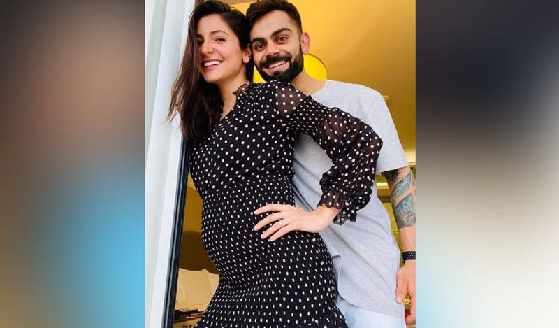 विराट और अनुष्का ने अपने बच्चे के आने की डेट जनवरी बताई है। प्रेग्नेंसी अनाउंस करने के दौरान ही दोनों ने लिखा था कि जनवरी में दोनों दो से तीन होने वाले हैं। इसके बाद से उन्हें बधाइयां मिलनी शुरू हो गई।
