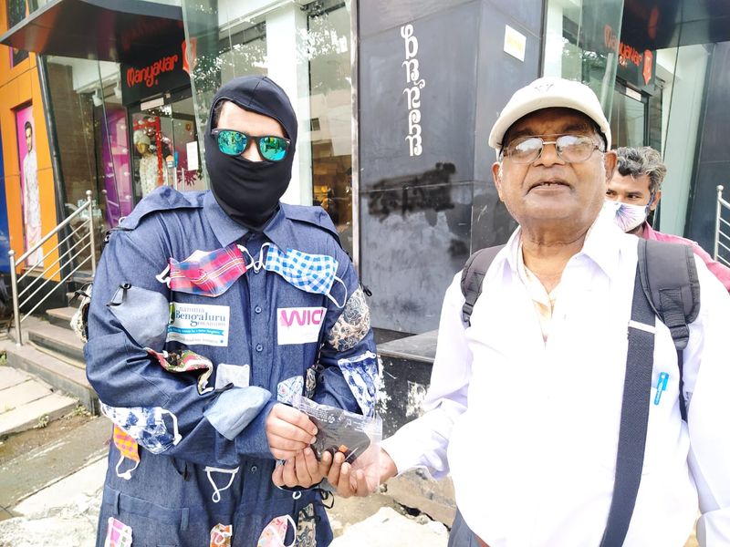 Coronavirus Namma Bengaluru Foundations #MaskOnSpitNot mascot spreads awareness distributes masks-dnm