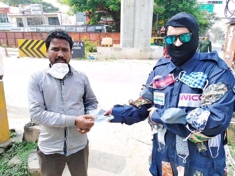 Coronavirus Namma Bengaluru Foundations #MaskOnSpitNot mascot spreads awareness distributes masks-dnm