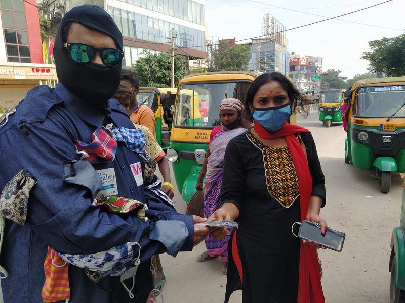 Coronavirus Namma Bengaluru Foundations #MaskOnSpitNot mascot spreads awareness distributes masks-dnm