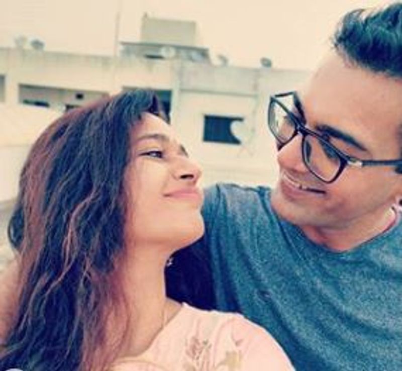 actress poonam bajwa first time show her lover viral in social media