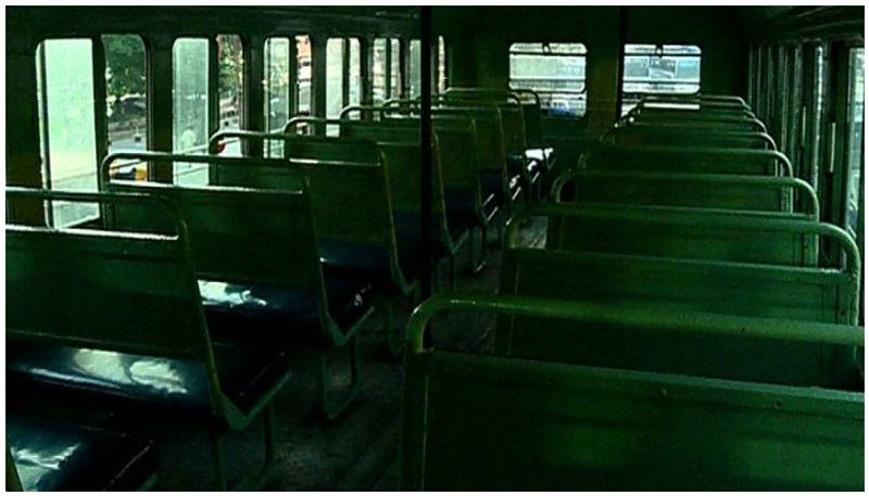 ksrtc allows Double Decker bus for photoshoot