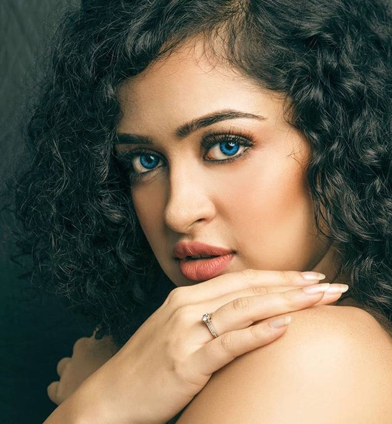 Rgv beauty apsara rani in bikini photo shoot jsp