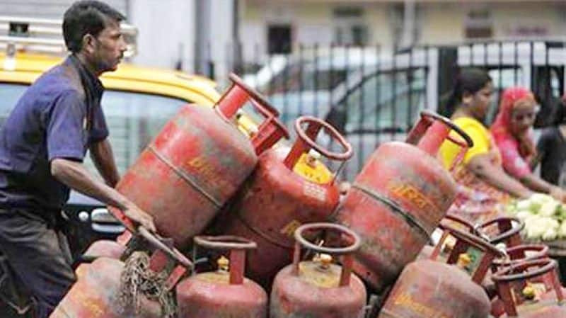 lpg gas cylinder price  reduced by 91.50 rupees in kolkata check out new  rates BRD