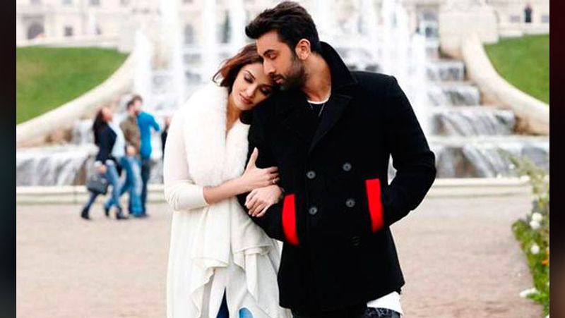 jaya bachchan angry to see bahu Aishwarya Rai Bachchan intimate with ranbir kapoor BRD