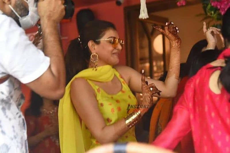 kajal agarwal in her pasupu function photos viral arj