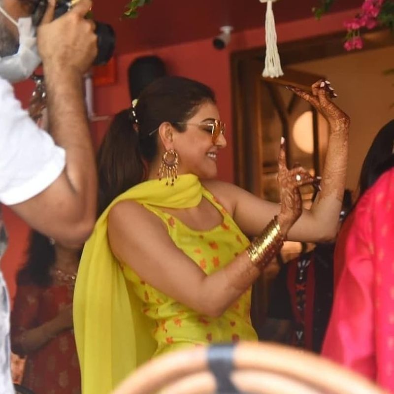 kajal agarwal in her pasupu function photos viral arj