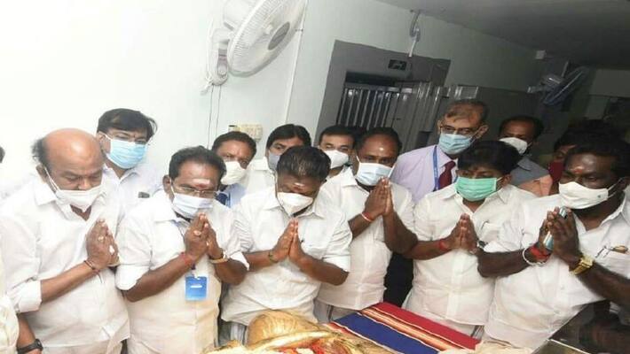 The 113th Gurupuja of the golden Muthuramalingam Deva .. OBS, EPS together paid homage.! The 113th Gurupuja of the golden Muthuramalingam Deva .. OBS, EPS together paid homage.!