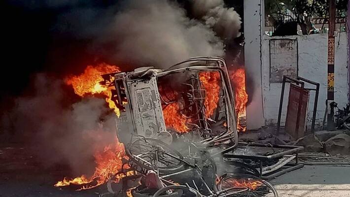 Munger violence Shiv Sena wrote in an editorial in Saamana that it is an attack on Hindutva kpn Munger violence Shiv Sena wrote in an editorial in Saamana that it is an attack on Hindutva kpn