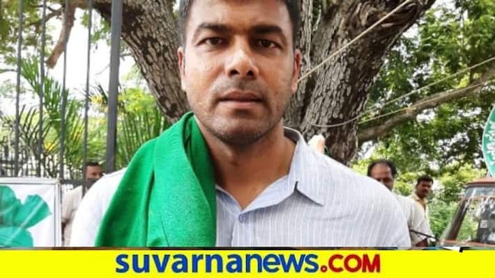 Darshan Puttannaiah re-enters politics snr Darshan Puttannaiah re-enters politics snr