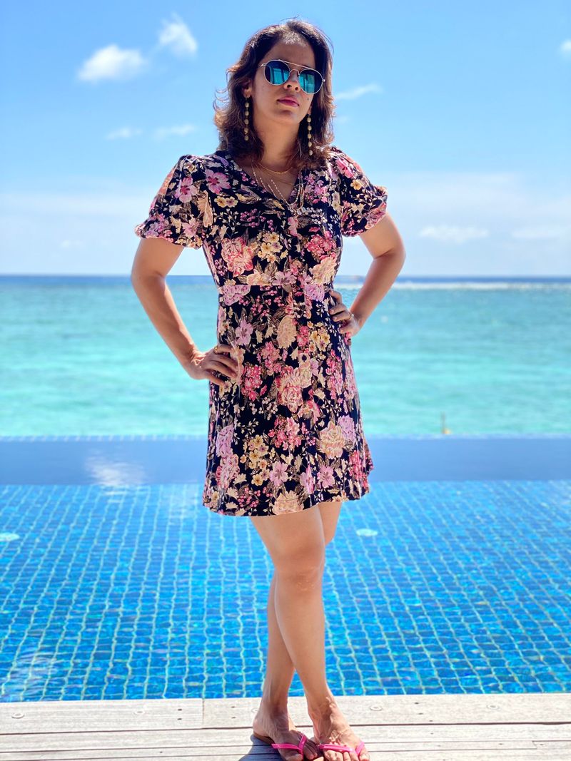 Indian Badminton player Saina nehwal hot Instagram photos in Maldives CRA