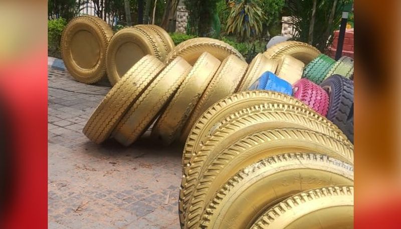 a park made with discarded items at kolkata by WB transport BJC