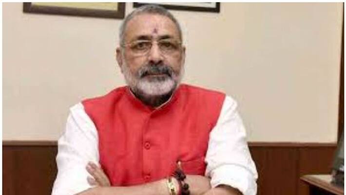 Union Minister Giriraj Singh again hit controversial statement, after India partition only sanatan people should stay in india akb Union Minister Giriraj Singh again hit controversial statement, after India partition only sanatan people should stay in india akb