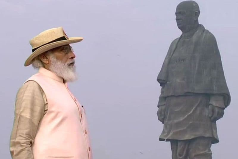 Rashtriya Ekta Diwas PM Modi pays tribute to Sardar Patel mah