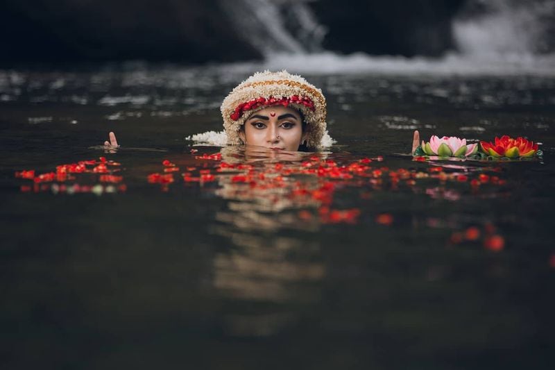 Women Empowerment Message Photoshoot Goes on Viral grg
