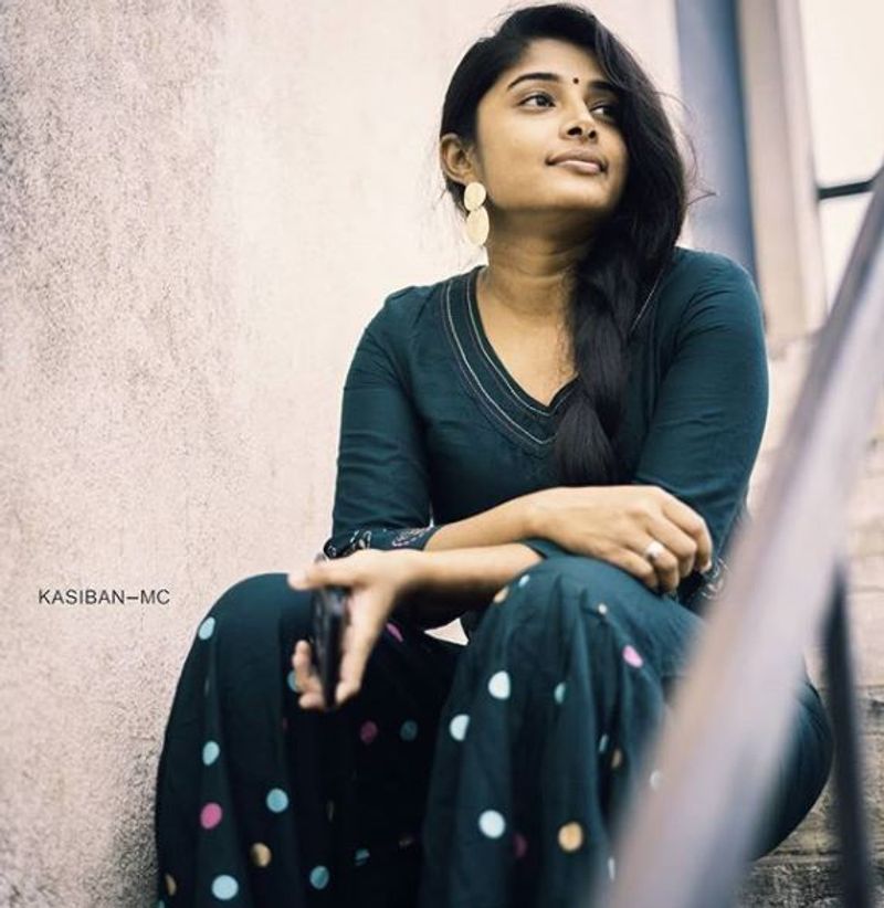 super hit movie heroine pair with yogibabu