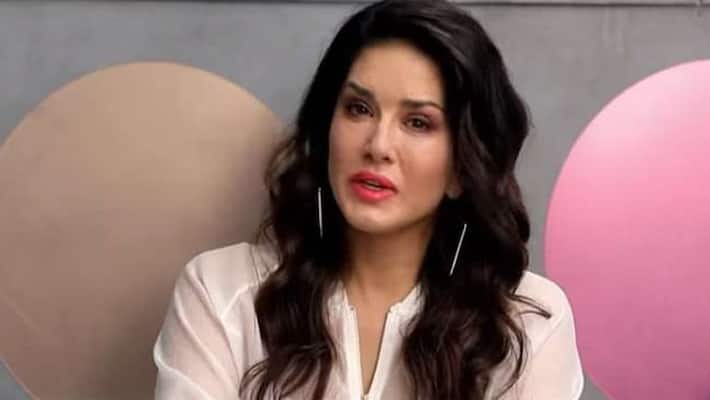 Halloween 2020 Sunny leone kriti Senon janhvi kapoor Shared their real life horror Stories Read Details KPY Halloween 2020 Sunny leone kriti Senon janhvi kapoor Shared their real life horror Stories Read Details KPY