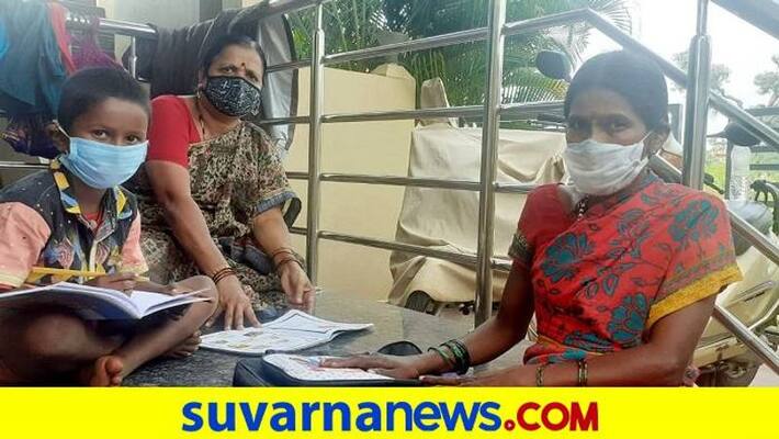 Boy Showed His Homework to the Teacher after 35 KM Travel in Hubballi grg Boy Showed His Homework to the Teacher after 35 KM Travel in Hubballi grg