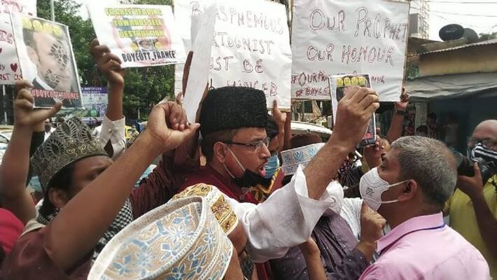 Muslim community protests against French president in Kolkata RTB Muslim community protests against French president in Kolkata RTB