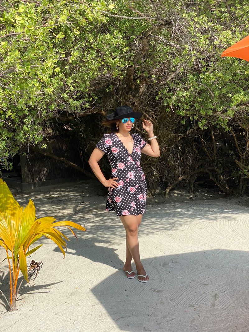 Indian Badminton player Saina nehwal hot Instagram photos in Maldives CRA