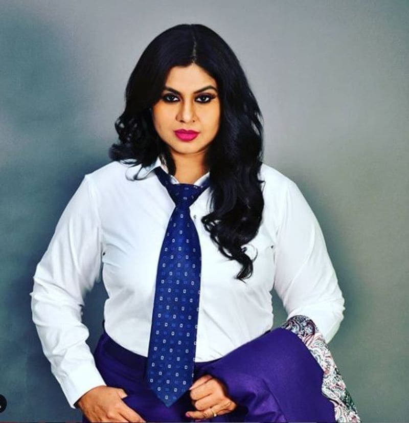 actress vichithra latest modern look photo gallery