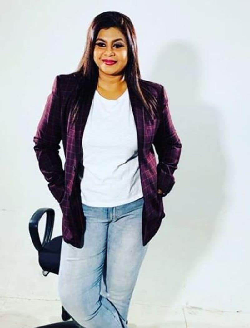 actress vichithra latest modern look photo gallery