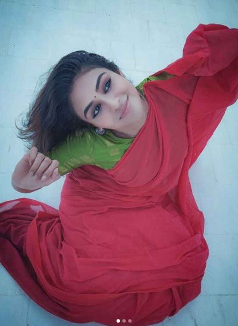 bigil movie actress indhuja slim look hot photo shoot
