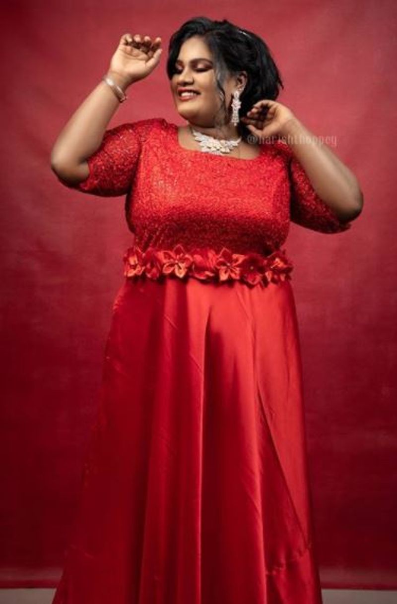 robo shanker daughter indraja stylish photo shoot