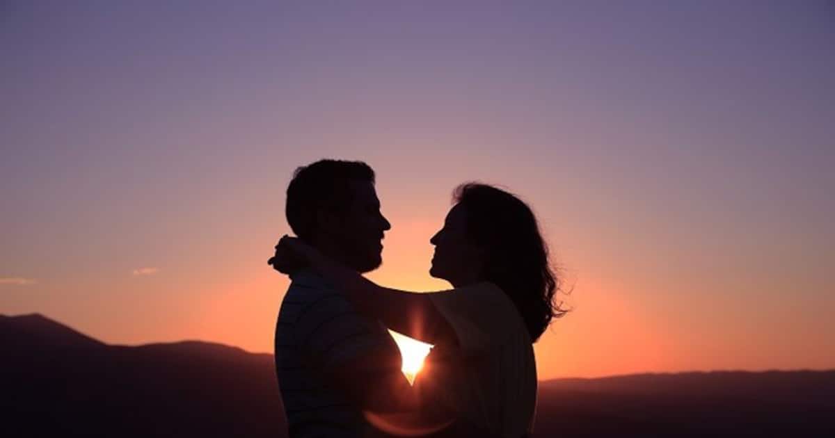 லிவ்-இன் ரிலேஷன்ஷிப்புக்கு தடை கோரும் பாஜக எம்.பி.,!