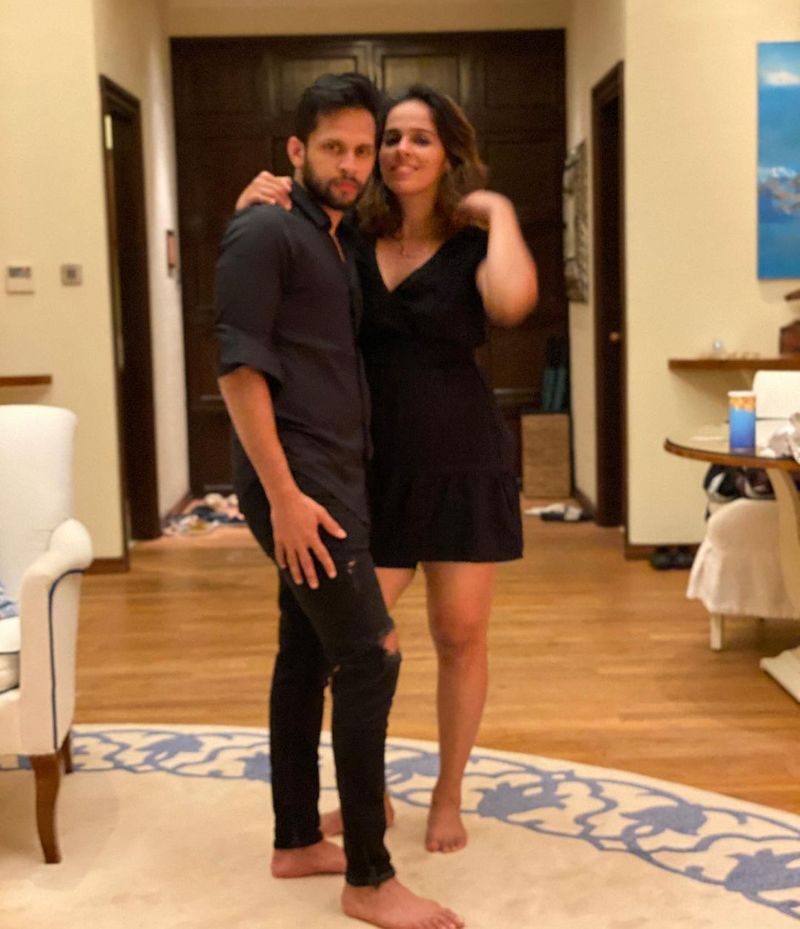 Indian badminton star saina nehwal navel show in lehenga, Saina shares in social media CRA