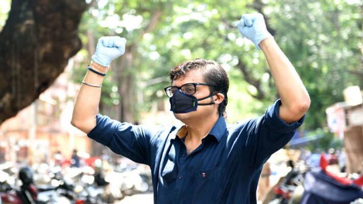 The Republic TV Editor Arnab Goswami detained by the Mumbai Police The Republic TV Editor Arnab Goswami detained by the Mumbai Police