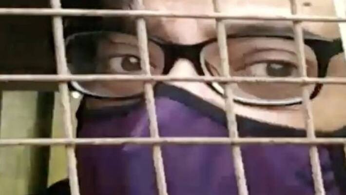 Editors Guild condemned the arrest of Arnab Goswami kpn Editors Guild condemned the arrest of Arnab Goswami kpn
