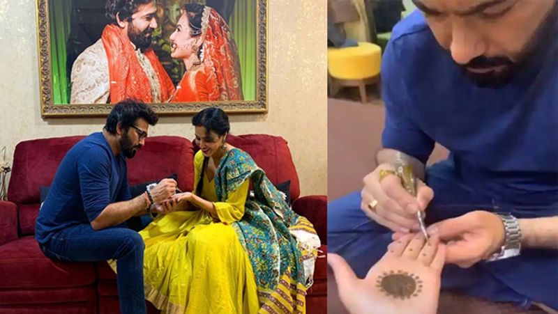 सामने आई फोटोज में काम्या अपने पति शलभ से मेहंदी लगवा रही हैं। इन फोटोज को इंस्टाग्राम पर शेयर करते हुए काम्या ने लिखा- मैं आज करवा चौथ की मेहंदी अपने पतिदेव से लगवा रही हूं। 