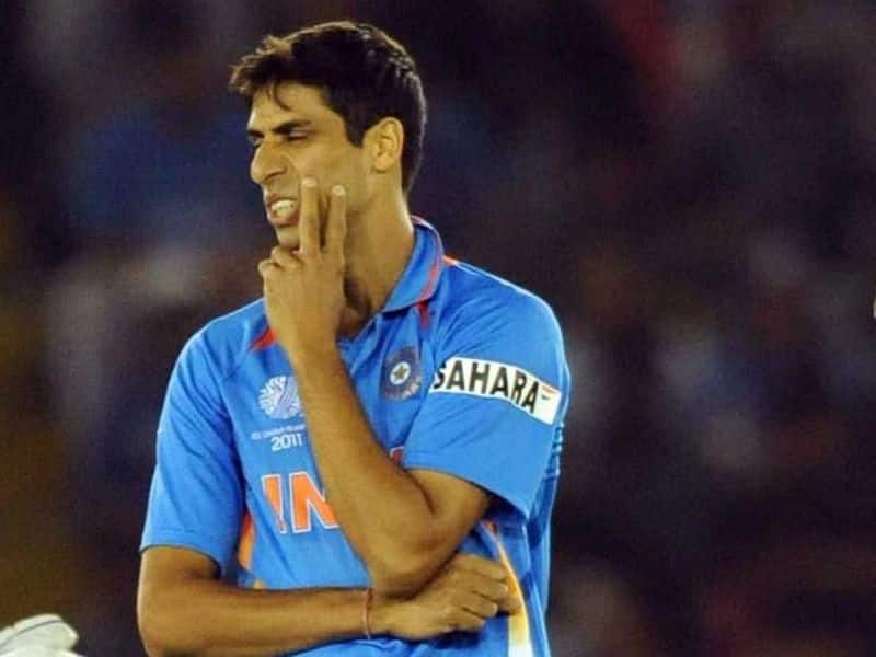 Asish Nehra is Disappointed over Kohlis comment over Miscommunication