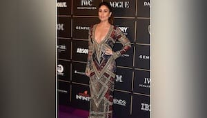 Kareena English Xxx - Deepika Padukone to Priyanka Chopra to Jennifer Lopez: 7 celebs who look  smoking hot in plunging necklines